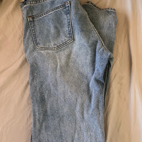 Brandy Melville jeans - Picture 3 of 3